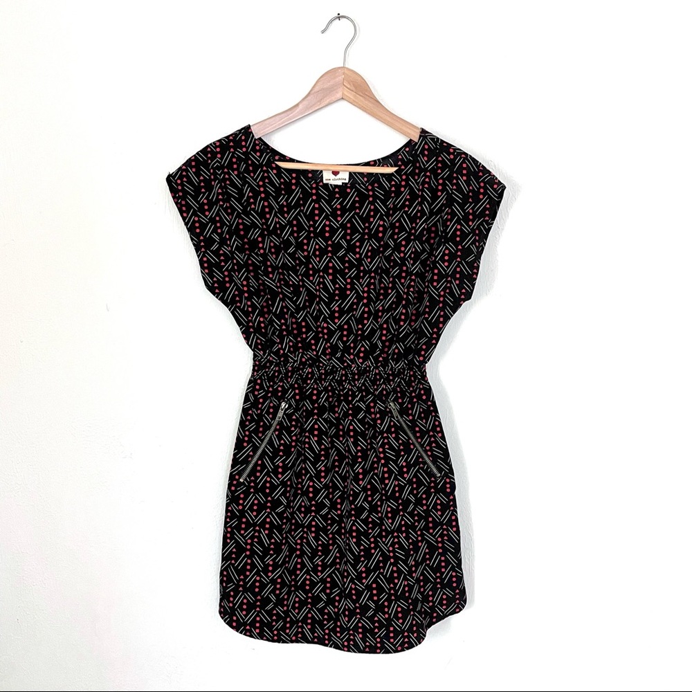 One Clothing 80s Black Mini Dress Red Geometric Pattern Short Sleeve Sz XS Retro